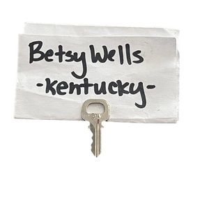 Authentic Louis Vuitton spare key 314 - silver tone 🔑